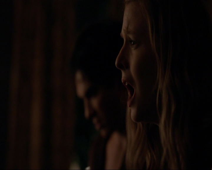 VampireDiariesWorld-dot-nl_7x08HoldMeThrillMeKissMeKillMe1898.jpg