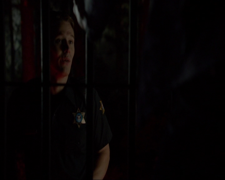 VampireDiariesWorld-dot-nl_7x08HoldMeThrillMeKissMeKillMe1942.jpg