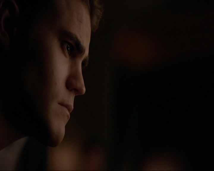 VampireDiariesWorld-dot-nl_7x08HoldMeThrillMeKissMeKillMe2033.jpg