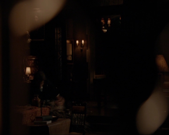 VampireDiariesWorld-dot-nl_7x08HoldMeThrillMeKissMeKillMe2062.jpg