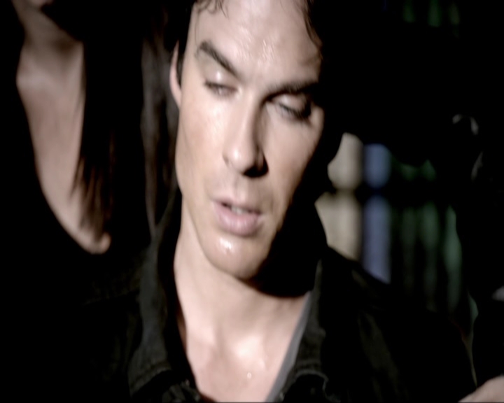 VampireDiariesWorld-dot-nl_7x08HoldMeThrillMeKissMeKillMe2226.jpg VampireDiariesWorld-dot-nl_7x08HoldMeThrillMeKissMeKillMe2226.jpg