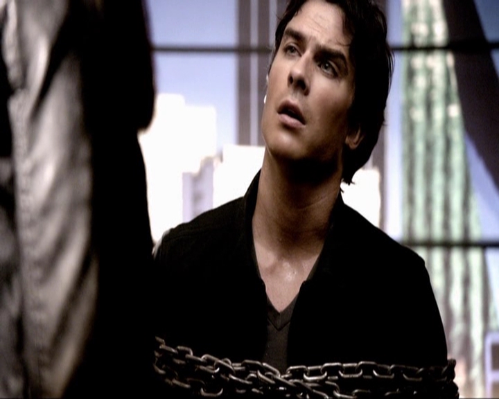 VampireDiariesWorld-dot-nl_7x08HoldMeThrillMeKissMeKillMe2241.jpg VampireDiariesWorld-dot-nl_7x08HoldMeThrillMeKissMeKillMe2241.jpg