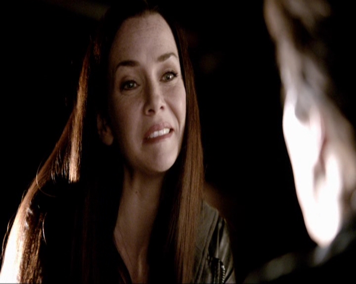 VampireDiariesWorld-dot-nl_7x08HoldMeThrillMeKissMeKillMe2263.jpg