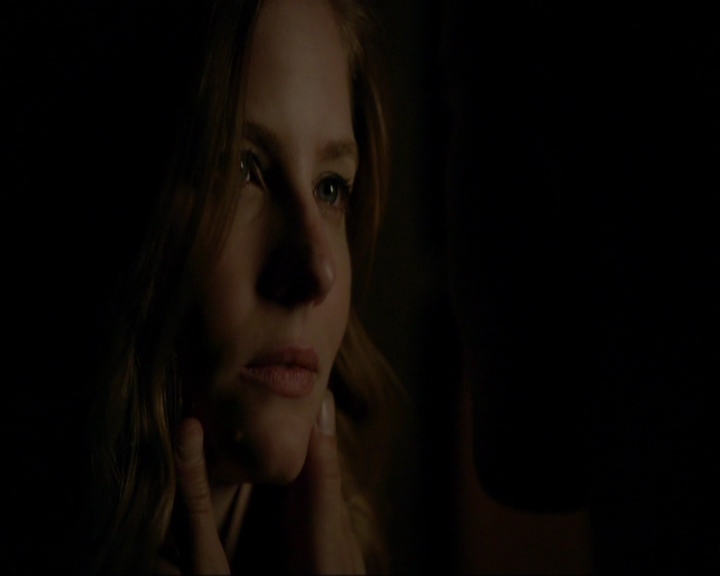 VampireDiariesWorld-dot-nl_7x09ColdAsIs0049.jpg