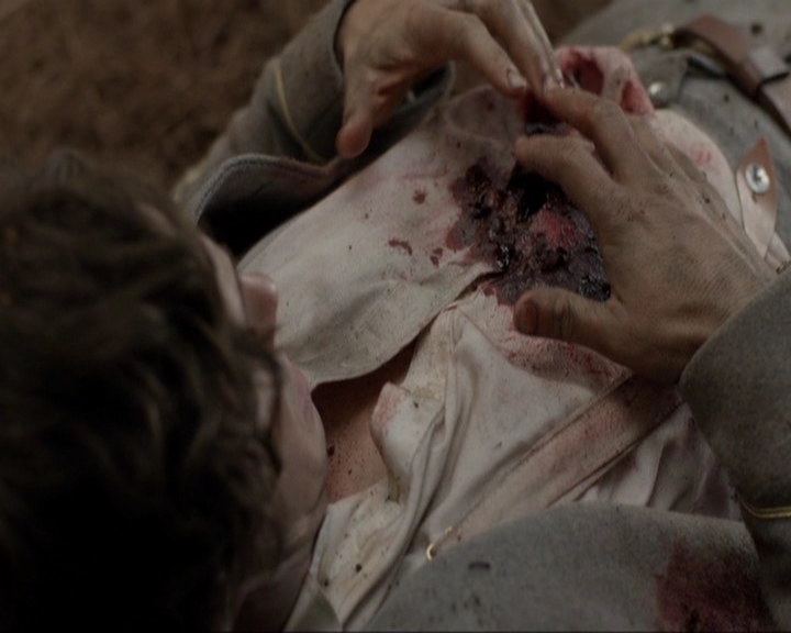 VampireDiariesWorld-dot-nl_7x09ColdAsIs2166.jpg