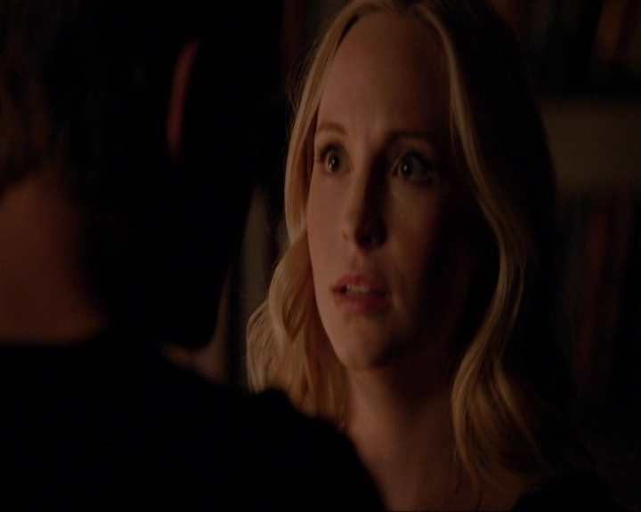 VampireDiariesWorld-dot-nl_7x09ColdAsIs2207.jpg