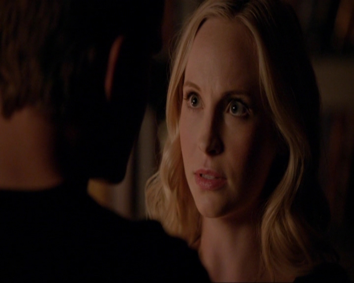 VampireDiariesWorld-dot-nl_7x09ColdAsIs2208.jpg