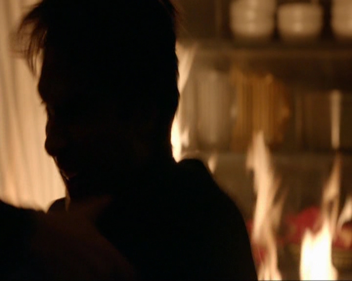 VampireDiariesWorld-dot-nl_7x10HellIsOtherPeople0955.jpg