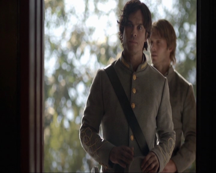 VampireDiariesWorld-dot-nl_7x10HellIsOtherPeople1537.jpg