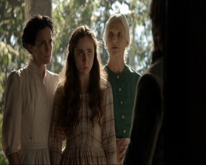 VampireDiariesWorld-dot-nl_7x10HellIsOtherPeople1549.jpg VampireDiariesWorld-dot-nl_7x10HellIsOtherPeople1549.jpg