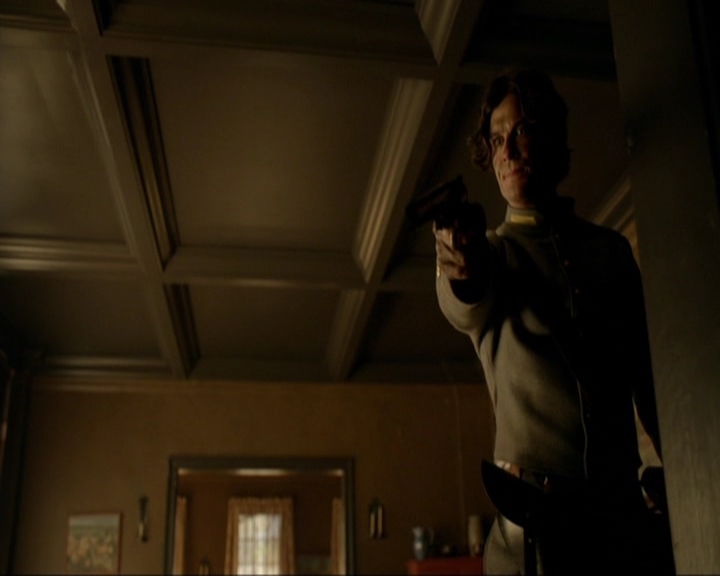 VampireDiariesWorld-dot-nl_7x10HellIsOtherPeople1556.jpg