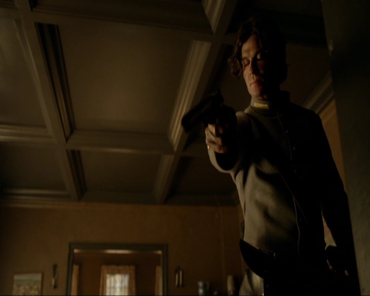 VampireDiariesWorld-dot-nl_7x10HellIsOtherPeople1561.jpg