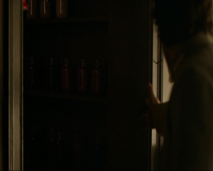 VampireDiariesWorld-dot-nl_7x10HellIsOtherPeople1566.jpg