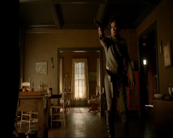 VampireDiariesWorld-dot-nl_7x10HellIsOtherPeople1579.jpg