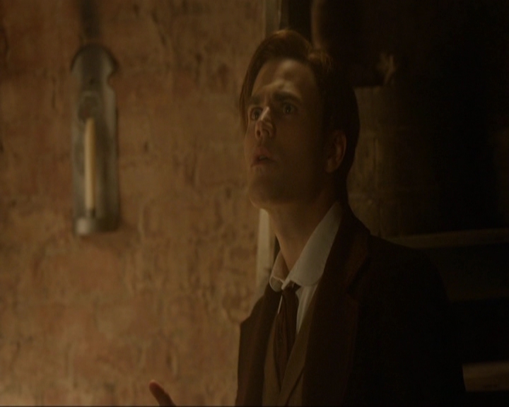 VampireDiariesWorld-dot-nl_7x10HellIsOtherPeople1879.jpg