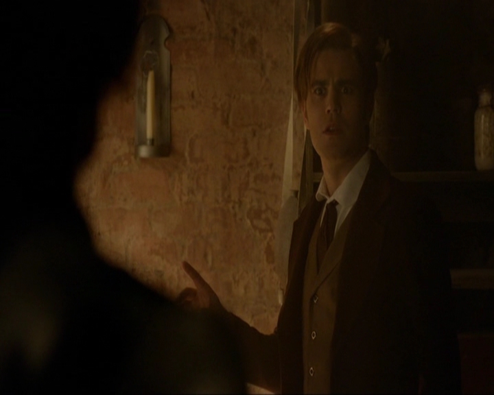 VampireDiariesWorld-dot-nl_7x10HellIsOtherPeople1884.jpg
