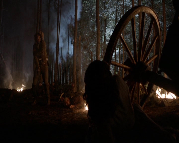 VampireDiariesWorld-dot-nl_7x10HellIsOtherPeople2013.jpg