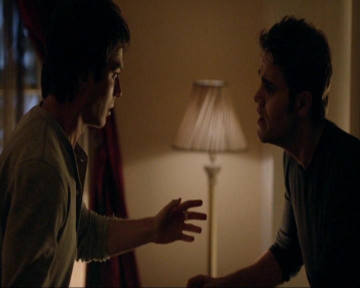 VampireDiariesWorld-dot-nl_7x10HellIsOtherPeople2187.jpg