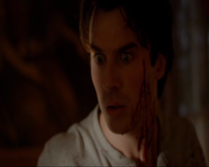 VampireDiariesWorld-dot-nl_7x11ThingsWeLostInTheFire0076.jpg