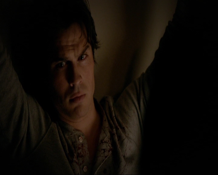 VampireDiariesWorld-dot-nl_7x11ThingsWeLostInTheFire0217.jpg