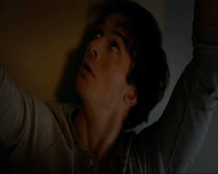 VampireDiariesWorld-dot-nl_7x11ThingsWeLostInTheFire0564.jpg