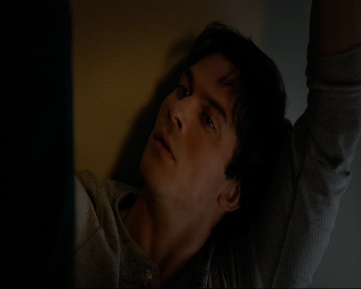 VampireDiariesWorld-dot-nl_7x11ThingsWeLostInTheFire0566.jpg