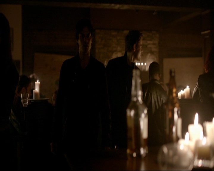 VampireDiariesWorld-dot-nl_7x11ThingsWeLostInTheFire0658.jpg