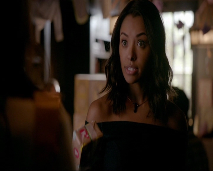 VampireDiariesWorld-dot-nl_7x11ThingsWeLostInTheFire0929.jpg VampireDiariesWorld-dot-nl_7x11ThingsWeLostInTheFire0929.jpg