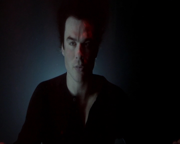 VampireDiariesWorld-dot-nl_7x11ThingsWeLostInTheFire1091.jpg