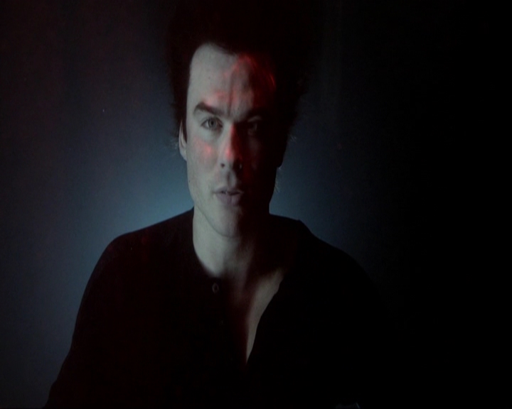 VampireDiariesWorld-dot-nl_7x11ThingsWeLostInTheFire1092.jpg