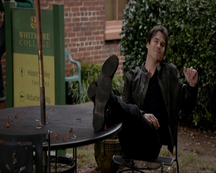 VampireDiariesWorld-dot-nl_7x11ThingsWeLostInTheFire1376.jpg