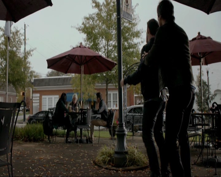 VampireDiariesWorld-dot-nl_7x11ThingsWeLostInTheFire1392.jpg VampireDiariesWorld-dot-nl_7x11ThingsWeLostInTheFire1392.jpg