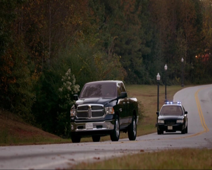 VampireDiariesWorld-dot-nl_7x11ThingsWeLostInTheFire1455.jpg