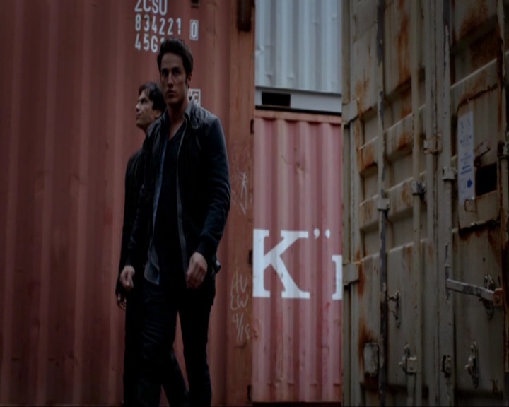 VampireDiariesWorld-dot-nl_7x11ThingsWeLostInTheFire1513.jpg