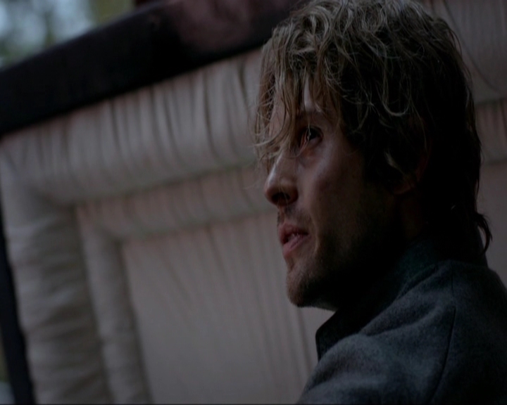 VampireDiariesWorld-dot-nl_7x11ThingsWeLostInTheFire1622.jpg