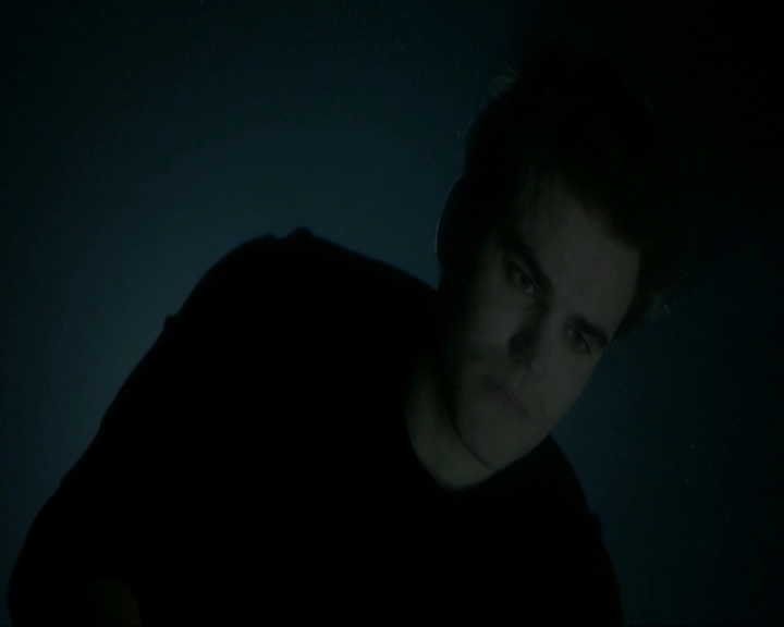 VampireDiariesWorld-dot-nl_7x11ThingsWeLostInTheFire1701.jpg