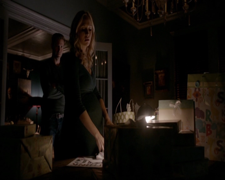 VampireDiariesWorld-dot-nl_7x11ThingsWeLostInTheFire2041.jpg