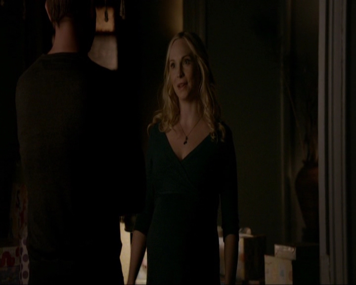 VampireDiariesWorld-dot-nl_7x11ThingsWeLostInTheFire2060.jpg