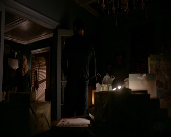 VampireDiariesWorld-dot-nl_7x11ThingsWeLostInTheFire2081.jpg
