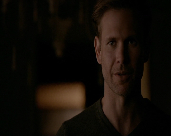 VampireDiariesWorld-dot-nl_7x11ThingsWeLostInTheFire2084.jpg