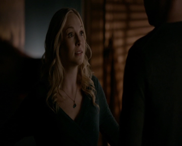 VampireDiariesWorld-dot-nl_7x11ThingsWeLostInTheFire2106.jpg