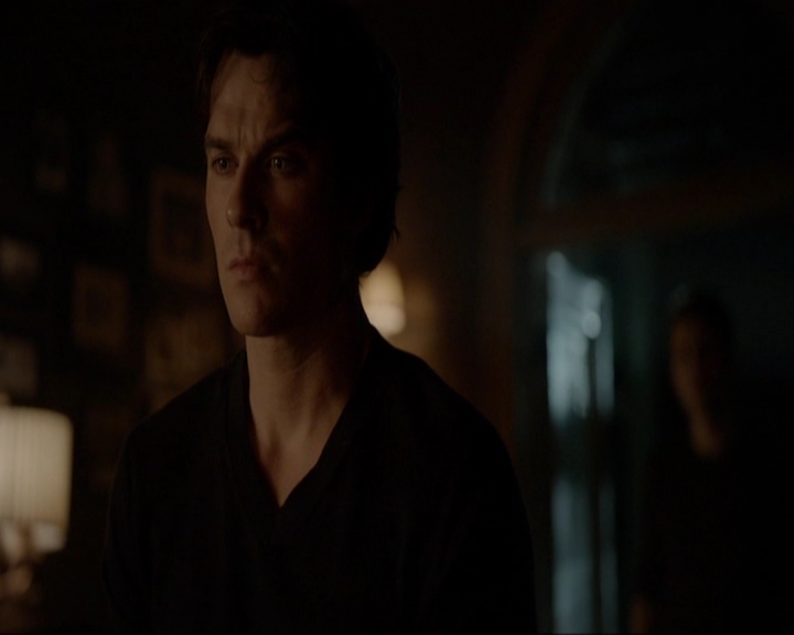 VampireDiariesWorld-dot-nl_7x11ThingsWeLostInTheFire2120.jpg