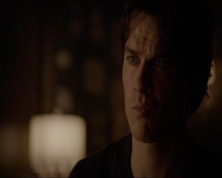 VampireDiariesWorld-dot-nl_7x11ThingsWeLostInTheFire2141.jpg