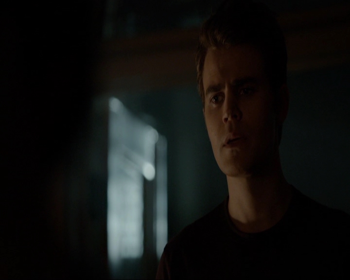 VampireDiariesWorld-dot-nl_7x11ThingsWeLostInTheFire2143.jpg