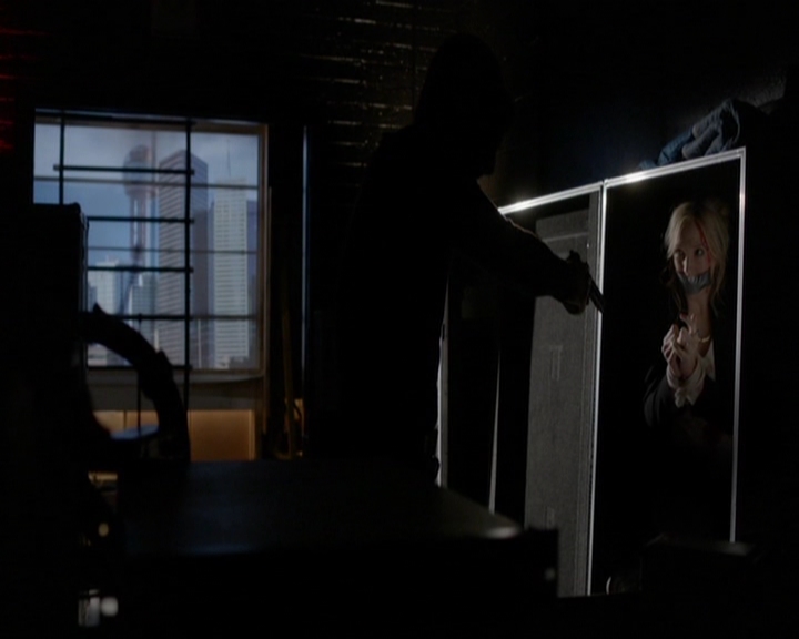 VampireDiariesWorld-dot-nl_7x11ThingsWeLostInTheFire2281.jpg