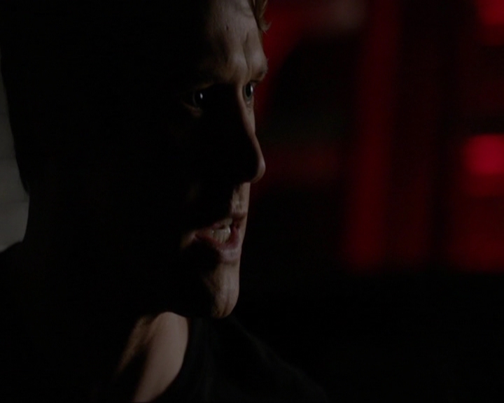 VampireDiariesWorld-dot-nl_7x11ThingsWeLostInTheFire2313.jpg