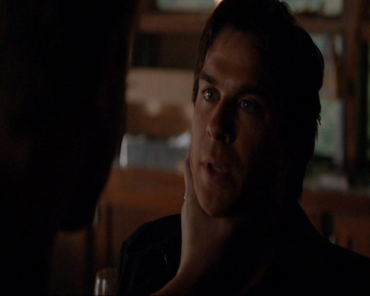 VampireDiariesWorld-dot-nl_7x12PostcardsFromTheEdge0531.jpg