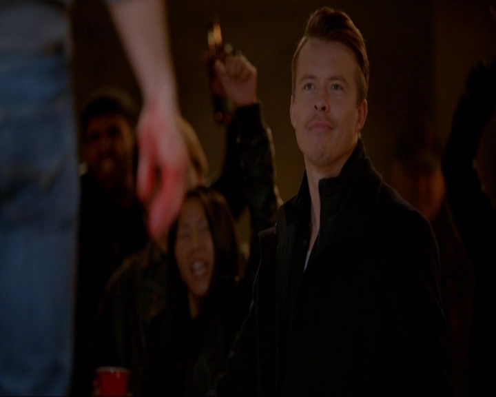 VampireDiariesWorld-dot-nl_7x12PostcardsFromTheEdge1012.jpg