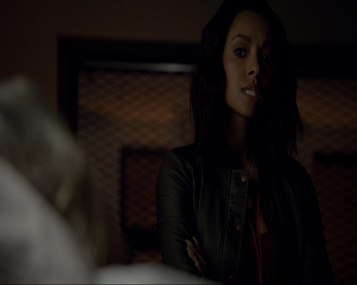 VampireDiariesWorld-dot-nl_7x12PostcardsFromTheEdge1048.jpg
