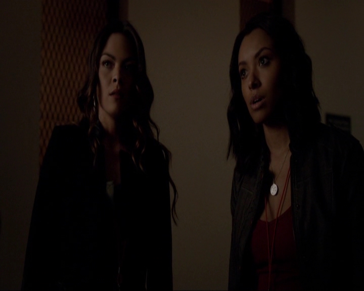 VampireDiariesWorld-dot-nl_7x12PostcardsFromTheEdge1059.jpg
